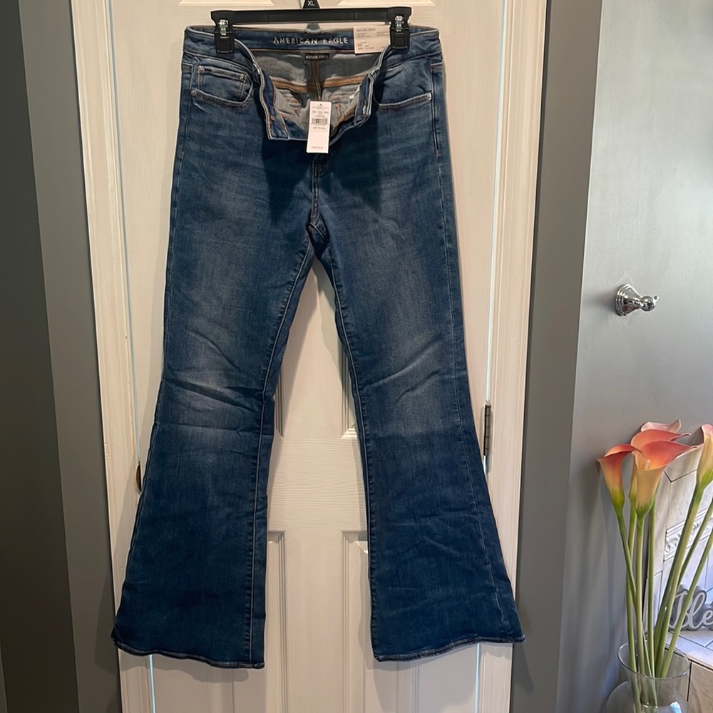 American Eagle jeans with tags